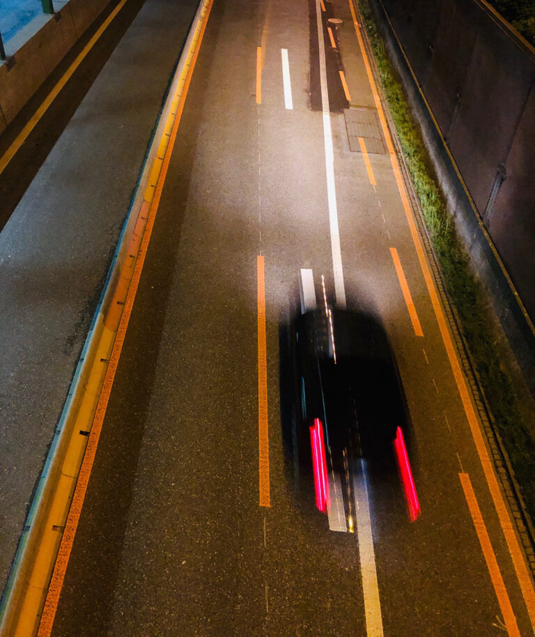 Mensch oder Auto? Wie sollen Medien über Verkehrsunfälle berichten?