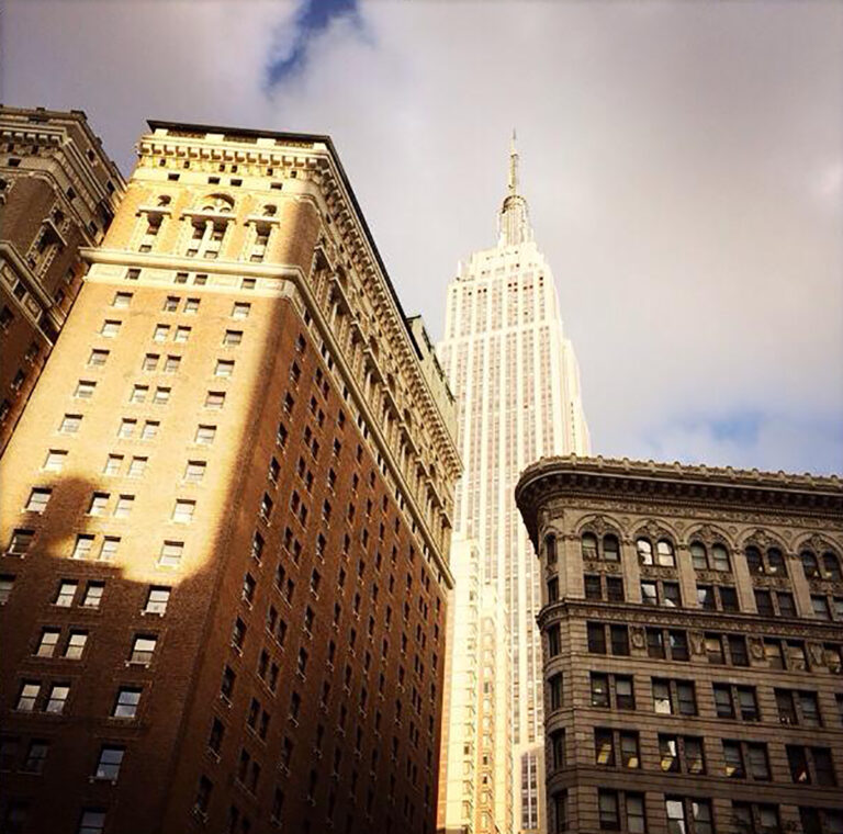 1.1 Billionen Tonnen: Gewicht künstlicher Objekte übersteigt erstmals Biomasse