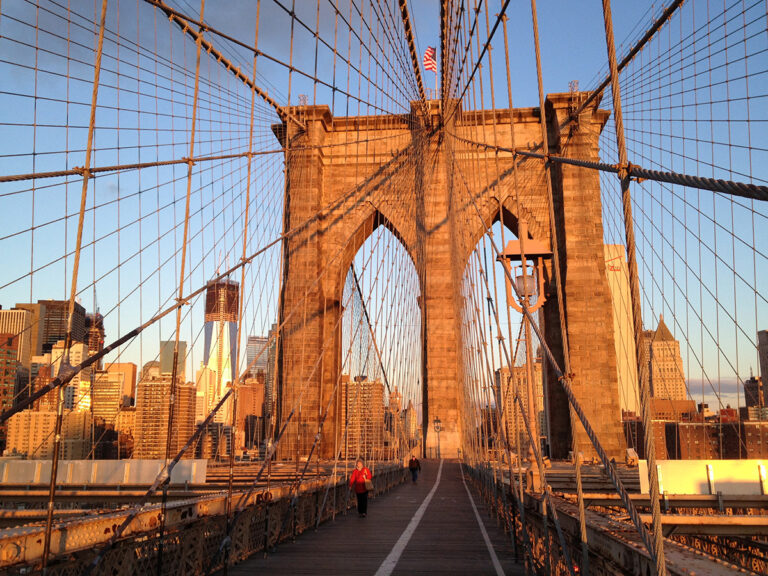 New York City macht auf seinen Brücken Platz für Fahrräder